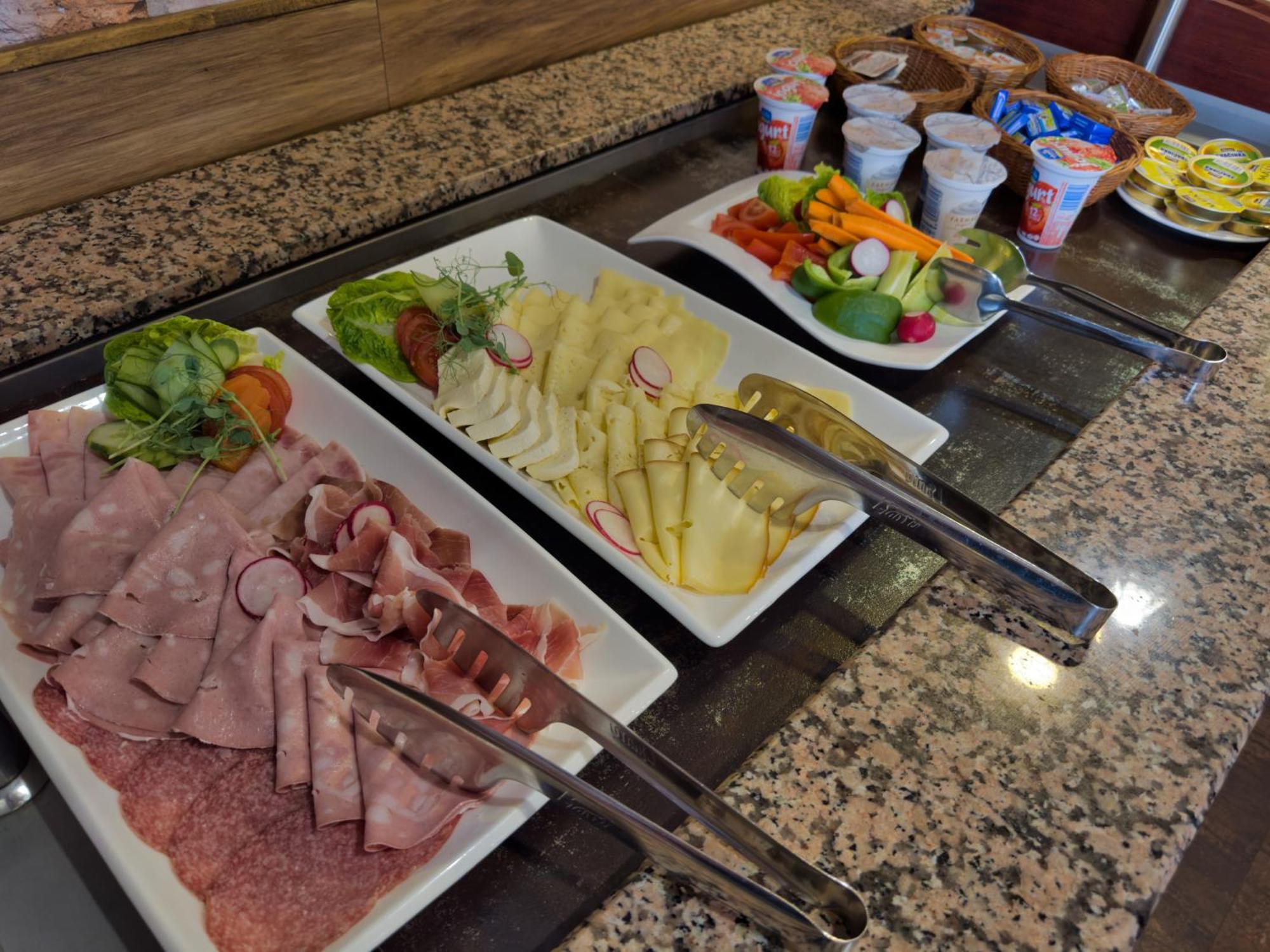 Motel Olympland Trutnov Bagian luar foto